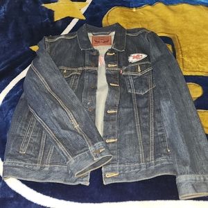 Kansas City Chiefs, Levi's denim jacket
